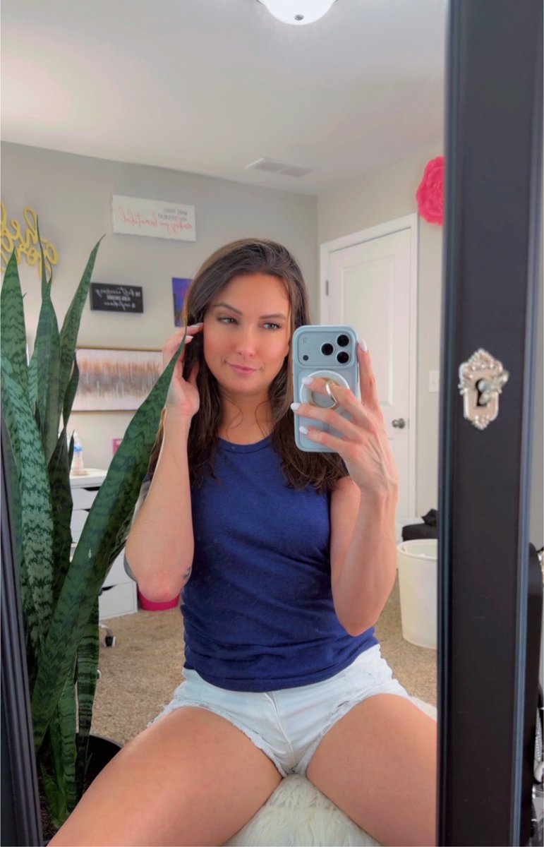 CuteJadeAdams's tweet photo. Mood today🥵 https://t.co/aUtry9JyzI