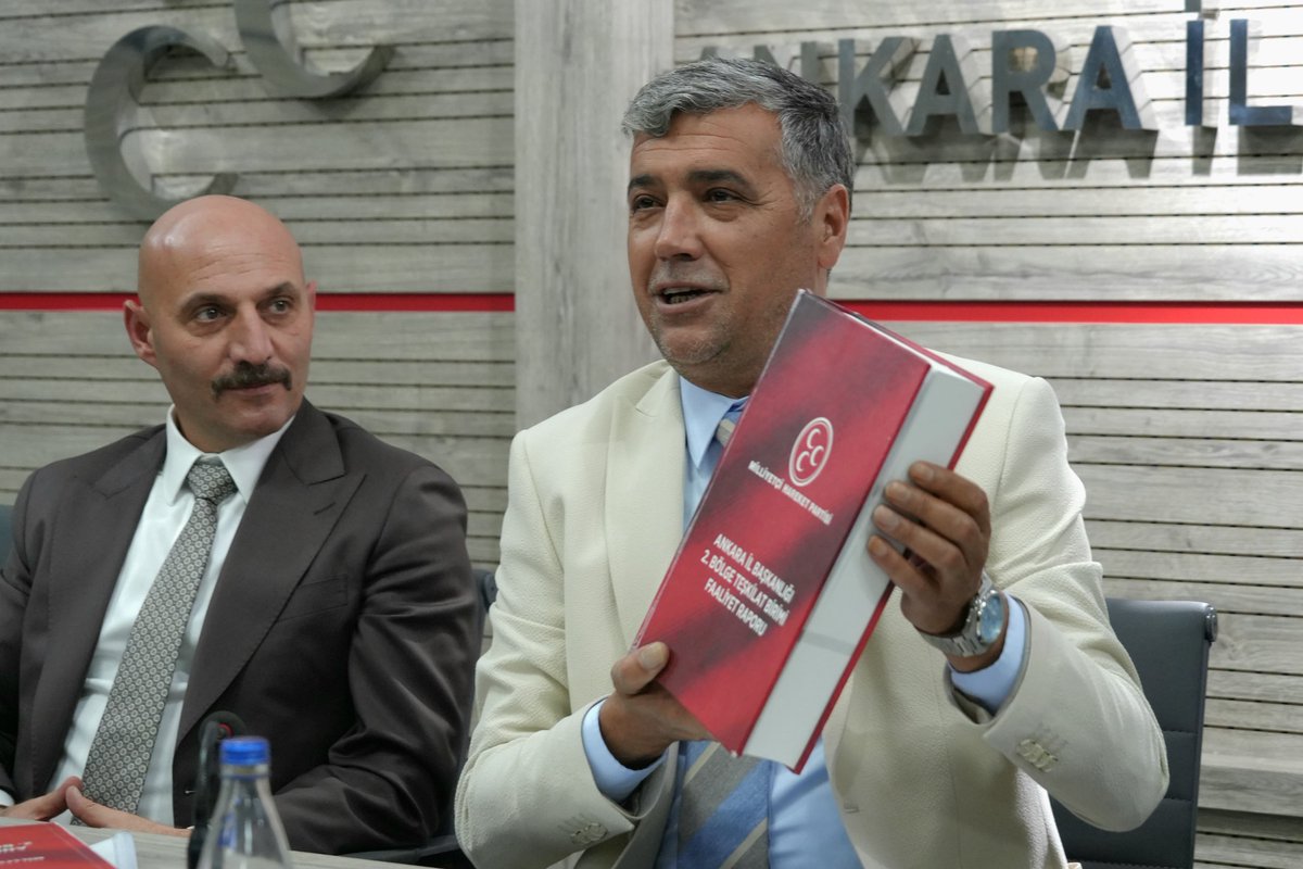 AlpDoganMHP's tweet photo. İl Yönetim Kurulu Üyelerimiz ve İlçe Başkanlarımız ile istişare toplantısı gerçekleştirdik.

Bilge Liderimiz, Genel Başkanımız Sn. Devlet Bahçeli Beyefendi’nin emrinde durmadan, yorulmadan çalışmaya devam edeceğiz. https://t.co/0gZkVVxdMC