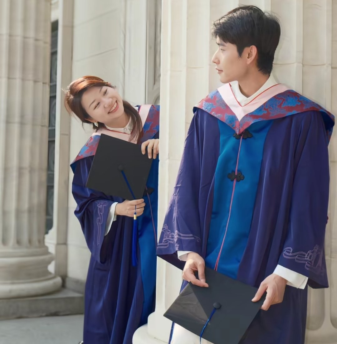 Sahalala's tweet photo. Today’s the moment we traded campus halls for new horizons. Grad mode: activated. https://t.co/GbpFka5FXJ