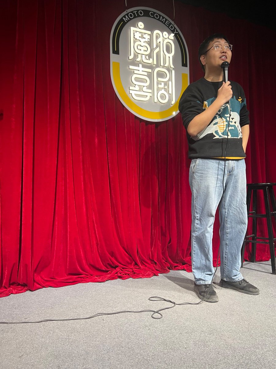 jack4200000's tweet photo. Just bombed my set at the downtown comedy club so hard the mic I used just winked at me. Tonight’s L-tier legend era, baby! https://t.co/TvJN705fKu