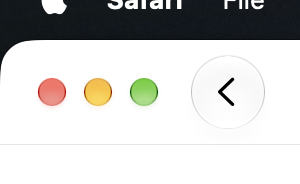 sidthkore's tweet photo. Oh my god liquid glass traffic lights https://t.co/kV3MwfPEaZ