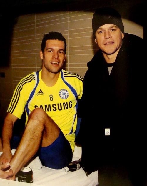 ChelseaInPhotos's tweet photo. Michael Ballack &amp; Matt Damon (2010) 📸 https://t.co/IfaDMtGUA9