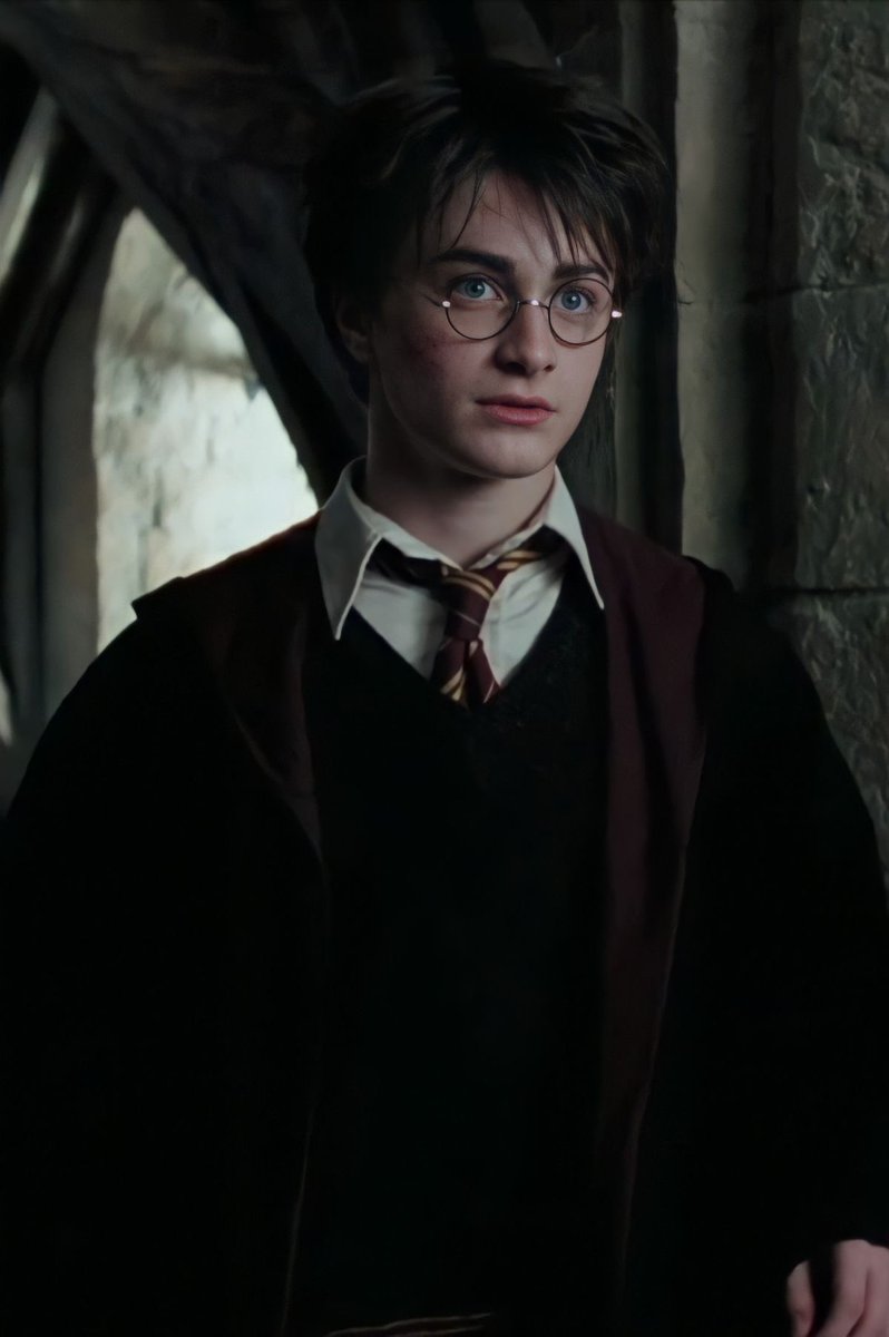 Harry_4Potter's tweet photo. ℋ𝒶𝓇𝓇𝓎 𝒥𝒶𝓂ℯ𝓈 𝒫ℴ𝓉𝓉ℯ𝓇
    𝕿𝖍𝖊 𝕮𝖍𝖔𝖘𝖊𝖓 𝕺𝖓𝖊
         ᎯᏬᏒᎾᏒ
             ⳋⲅⲩffⳕⲛ𝖽ⲟⲅ ⲏⲟυ⳽ⲉ

#𝔽𝕣𝕖𝕖𝕣𝕠𝕝 #Hogwarts #Rp https://t.co/VrUpJlEqZ7