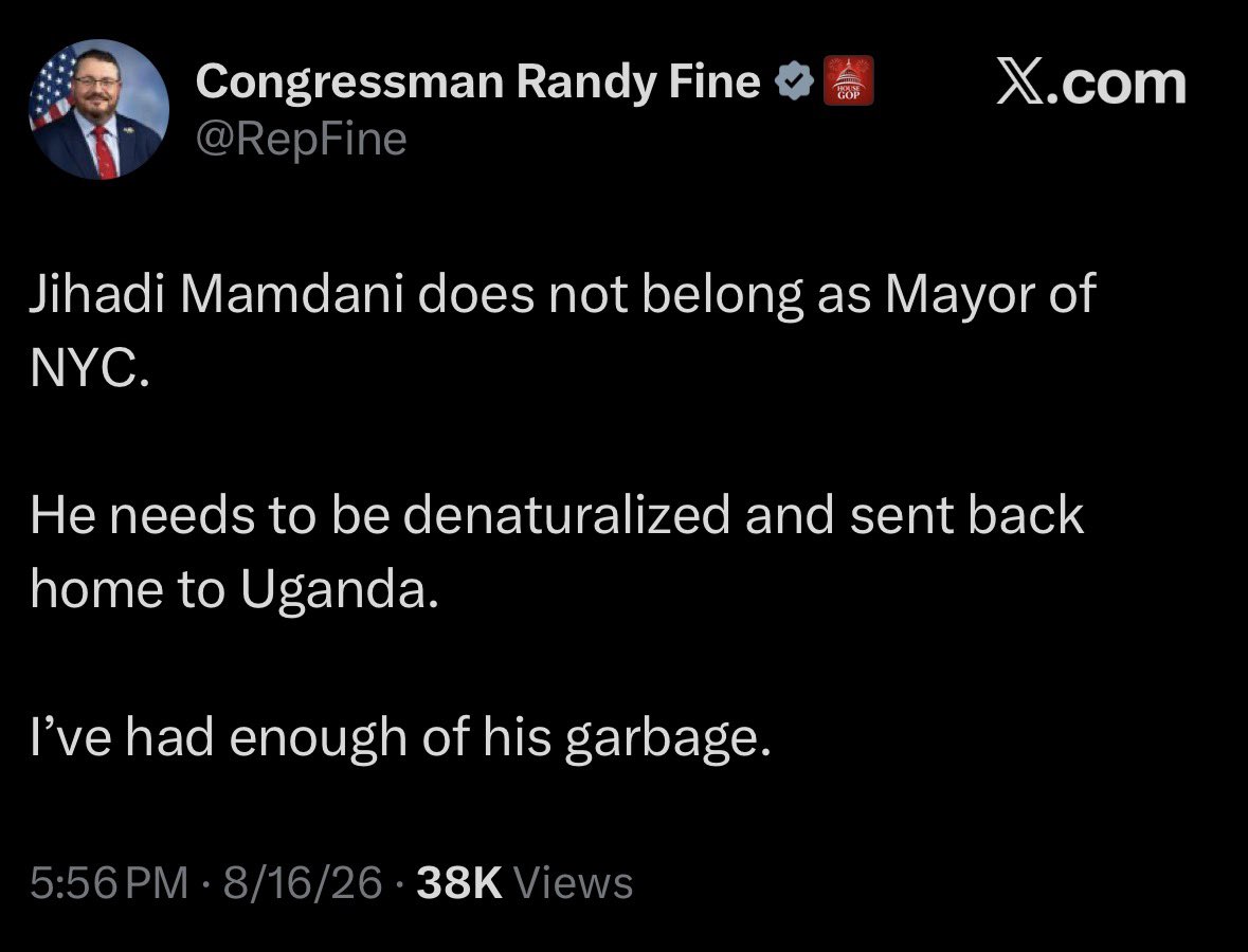SnaccTime1's tweet photo. @Popstonox Person he’s defending btw https://t.co/dGoOxaKeSh