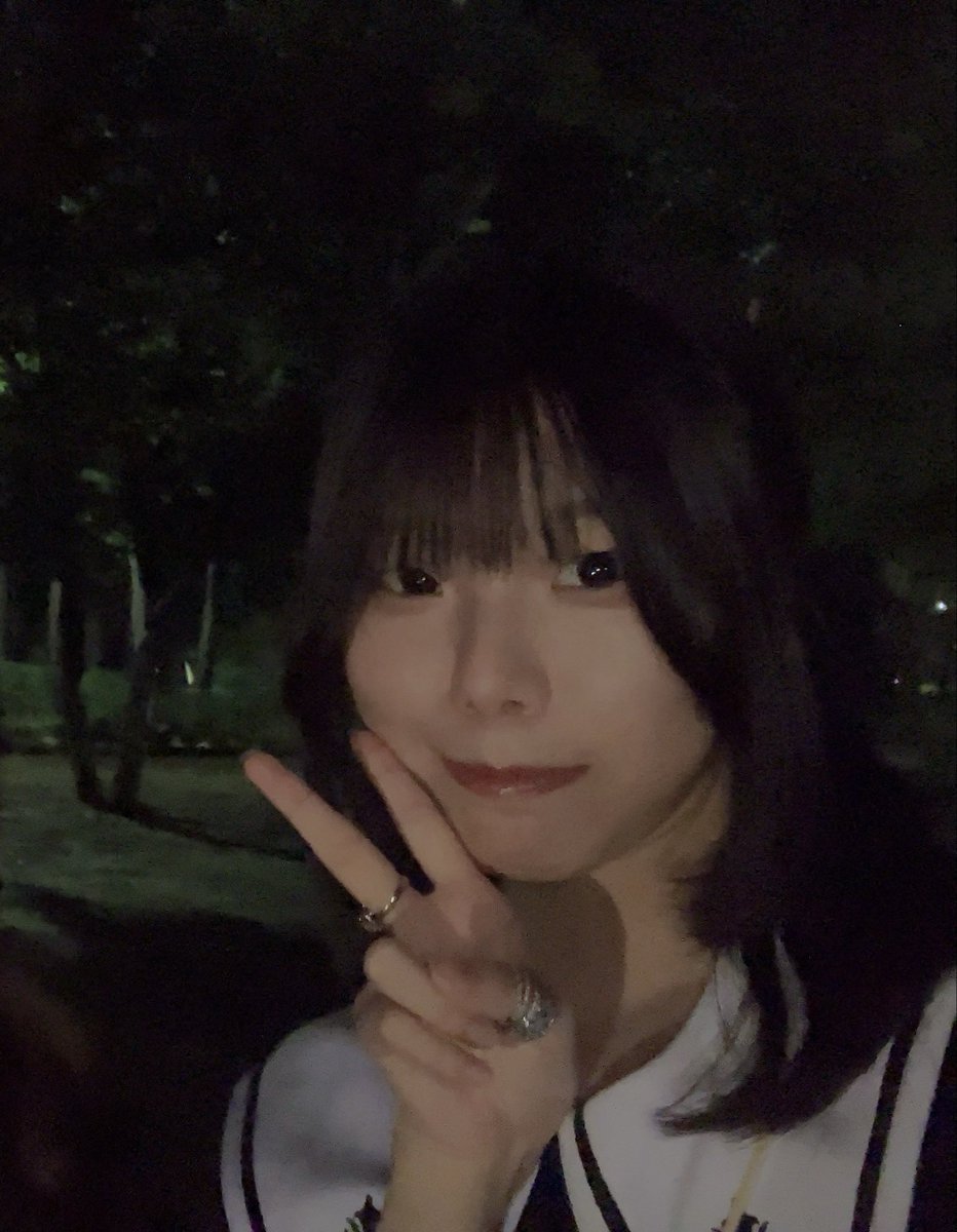 mi_z_u_'s tweet photo. 画質わるい自撮り❕ https://t.co/llllKaYTnY