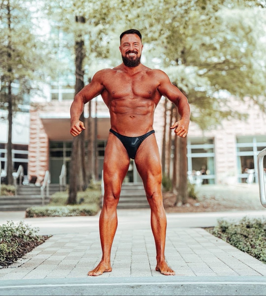 RyIntegrity's tweet photo. Bucket list: checked. ✅ Stepping onto the stage for the first time wasn’t just about bodybuilding. It was proof that while adversity may shape the journey, it doesn’t define the destination. The real win was proving to myself I can keep moving forward despite life’s setbacks 💪 https://t.co/UZTAaFzvEC