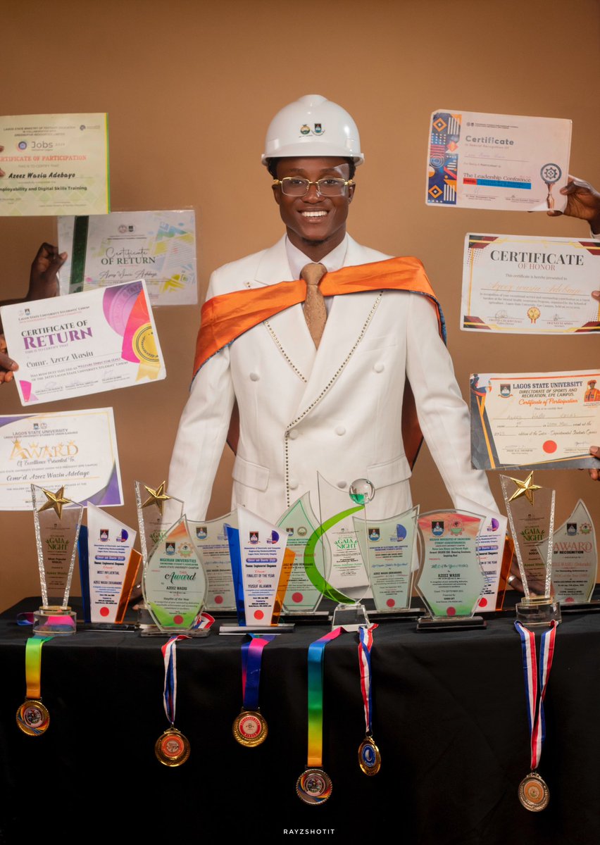 Dekarado_'s tweet photo. They Said Union Politics &amp; a First Class Don’t Mix. I Just Learned To Keep The System Stable Under Pressure.

I’m Not The Overall Best Graduating Student, But When It Comes To Power Systems, I’m Built To Excel. Onward To Greater Opportunities. ⚡🎓

Make Una Put Me On Ahbeg 🤲❤️ https://t.co/stcW0B8Q1z