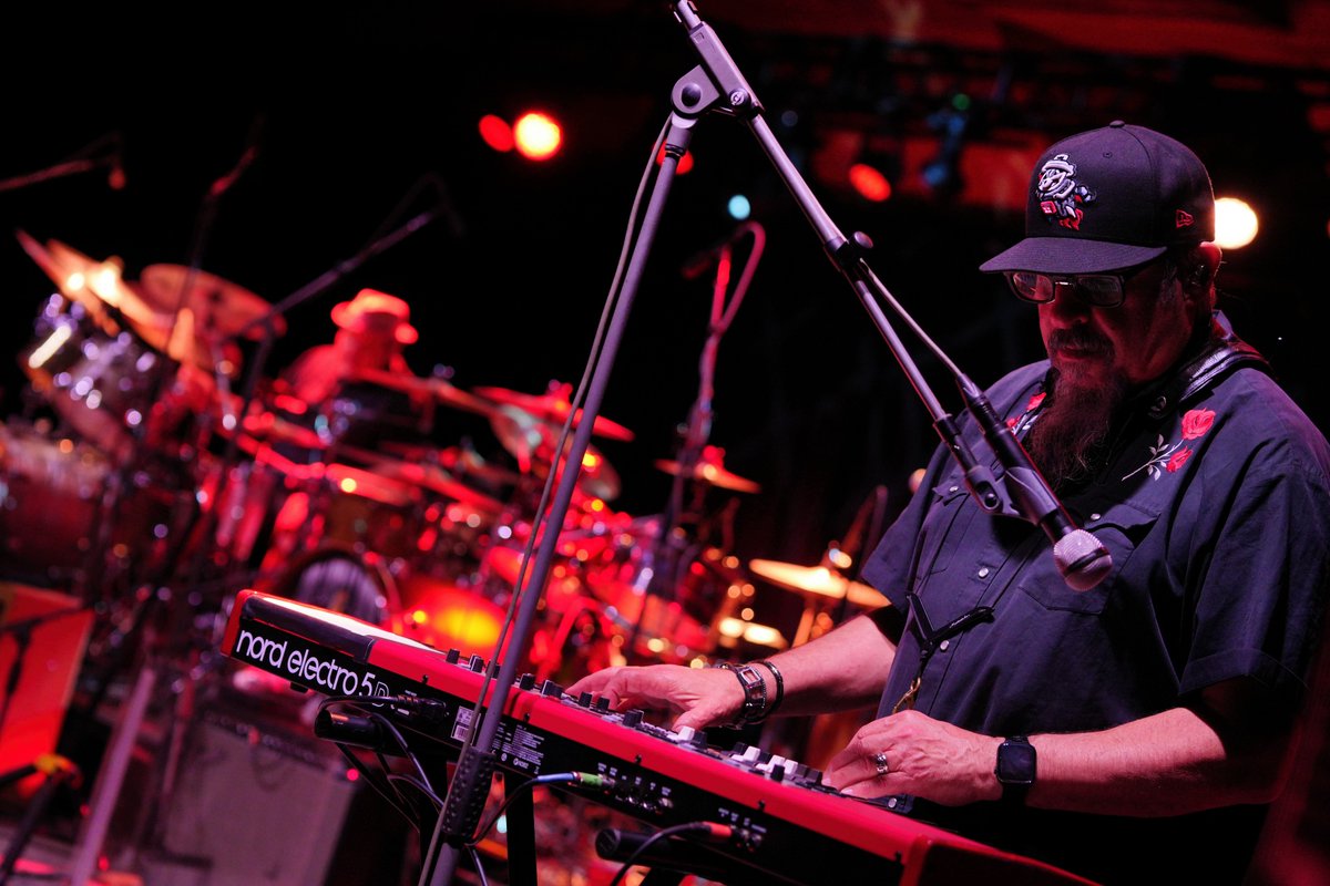 LosLobosBand's tweet photo. https://t.co/FJeBrQD59l