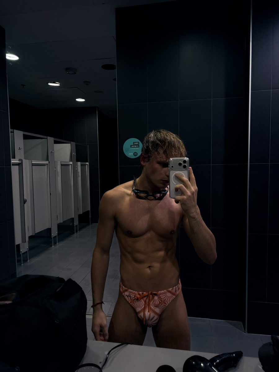bykamilito's tweet photo. back in the pool 💦 https://t.co/oMMtceughN