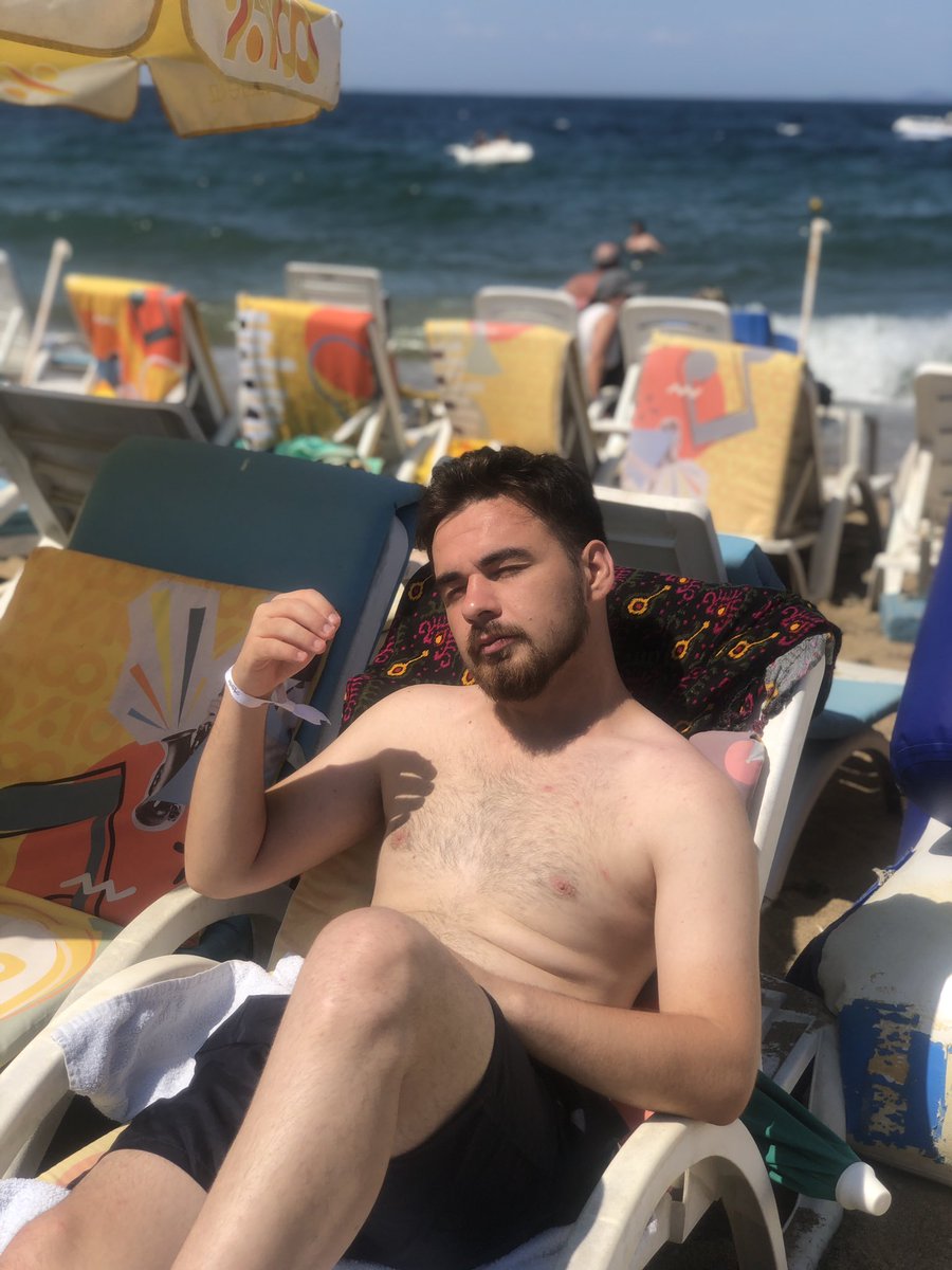 4legolas1's tweet photo. Tatil fotoları gelsin 🏖️☀️ https://t.co/qsBUFX76zB