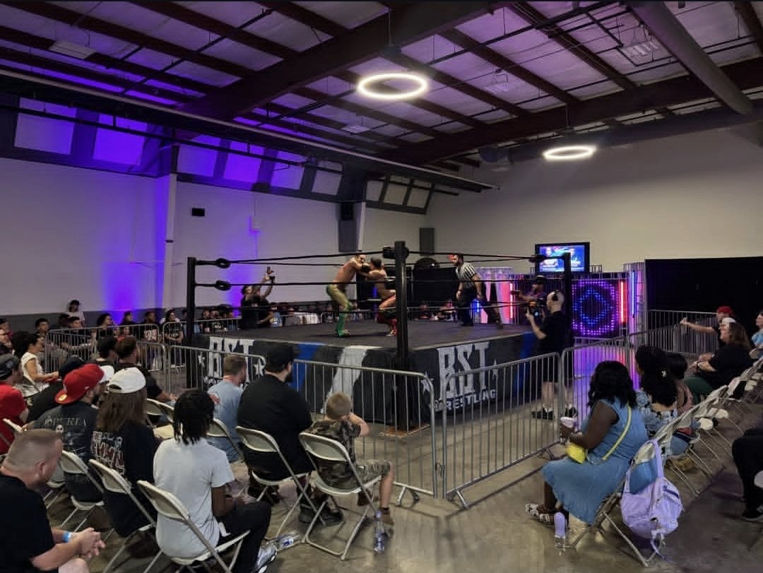 ZOATLeveillee98's tweet photo. The #ZOAT is certainly feeling the Mondays today but for the best of reasons.
4 shows across 3 days (and states, NH, MA, CT),
2 of which worked, with 1 thing still for certain,
I LOVE THIS SH*T!!!
#ZachOfAllTrades
#SupportIndependentWrestling https://t.co/Gj9oUJQce2