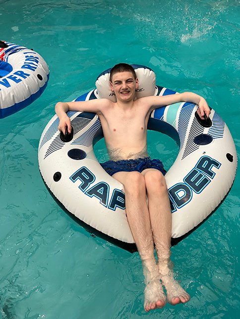 judgerc's tweet photo. More pool fun! 🏊‍♂️🌞 https://t.co/cyJ7Yw6ez6
