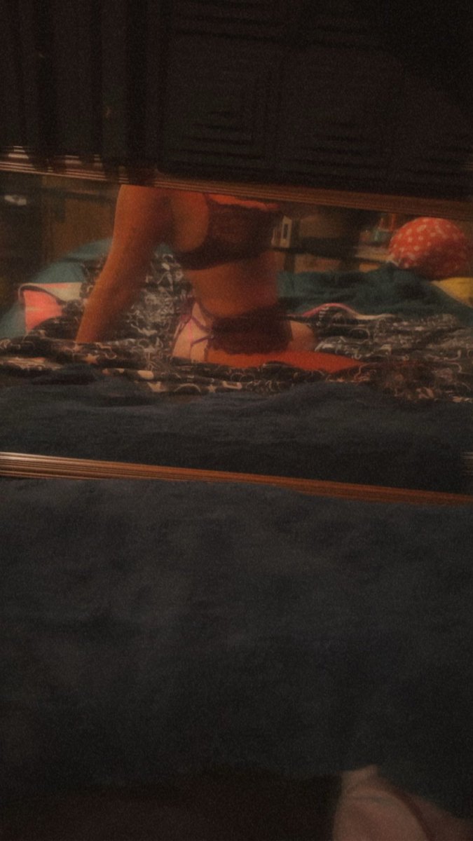 Lylaopal69's tweet photo. 🫦🥵 feeling a little hot… #nsfw #goodgirl #Daddy #kitten https://t.co/iLNkfuNKpd