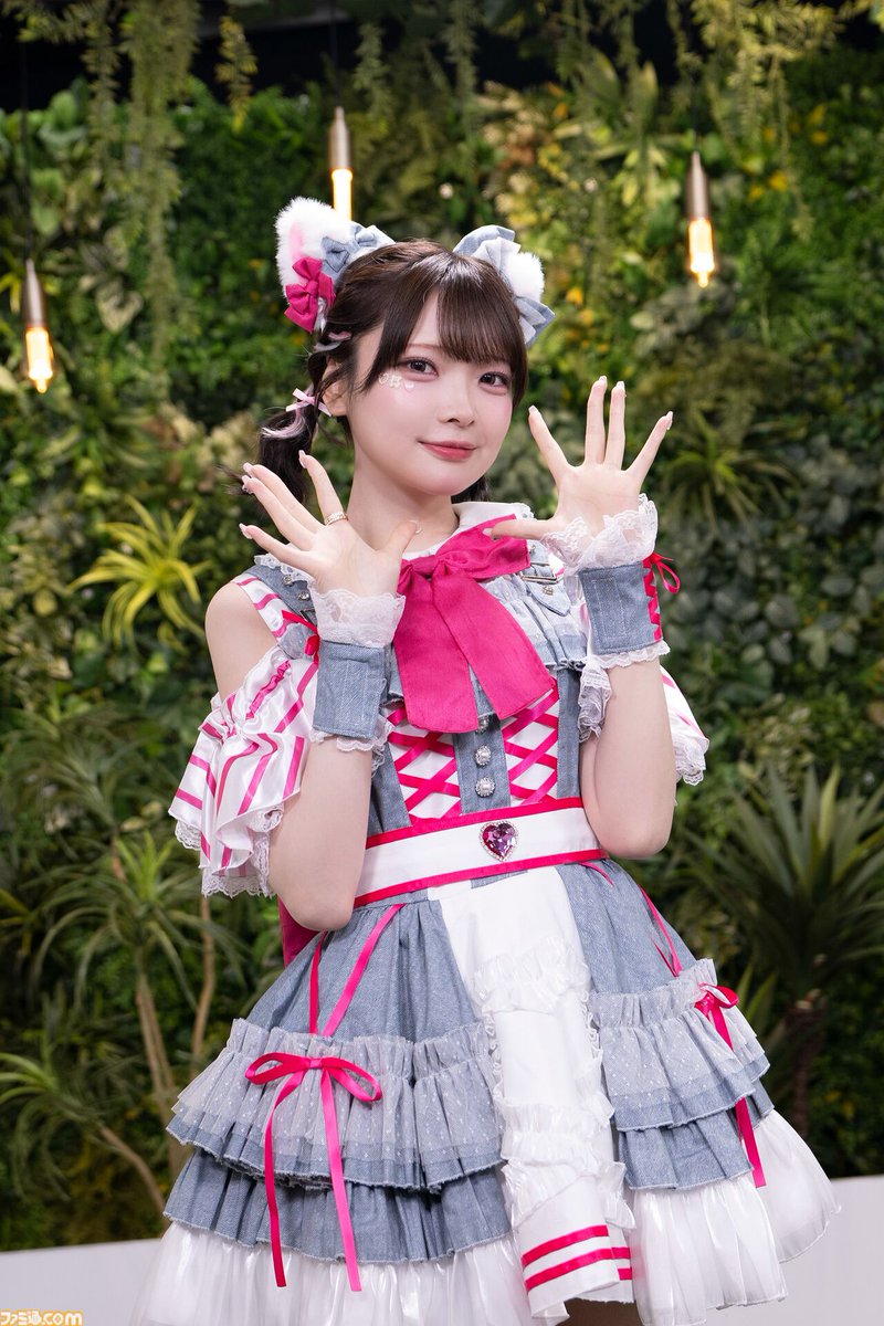 famitsu's tweet photo. 登録者100万人突破のゲーム実況者・TAMAchanさん、公式ファンブック発売記念インタビュー。「何が何でも続ける！という気持ちで走り続けてきました」
https://t.co/KOwZR36weC

ゲーム実況者に対する熱意や動画作成のこだわりなど、幅広い層から人気を集める彼女の活動の裏側に迫る。 https://t.co/wIIZJzVIUS