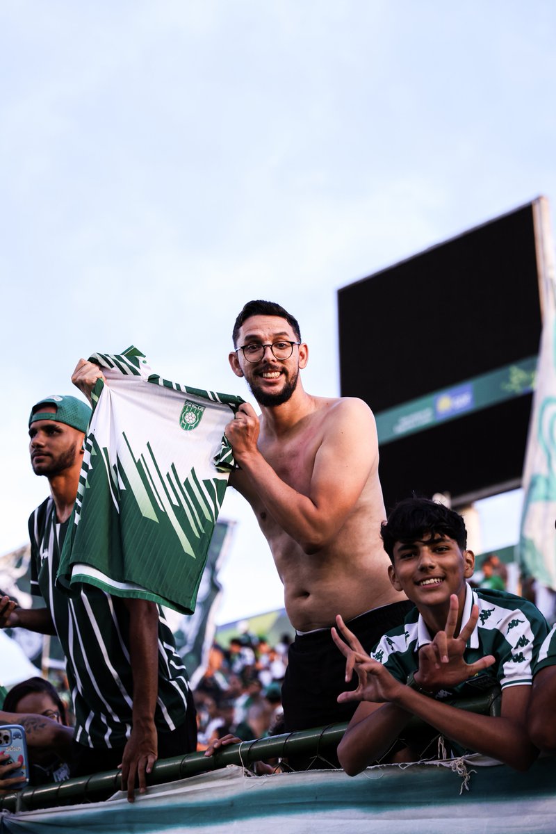 ranngel05's tweet photo. caraca velh, eu tô de boa e do nada lembro que meu time subiuuuuuu 🥹🥹🥹🥹🥹🥹🇳🇬 https://t.co/c77plz95jp