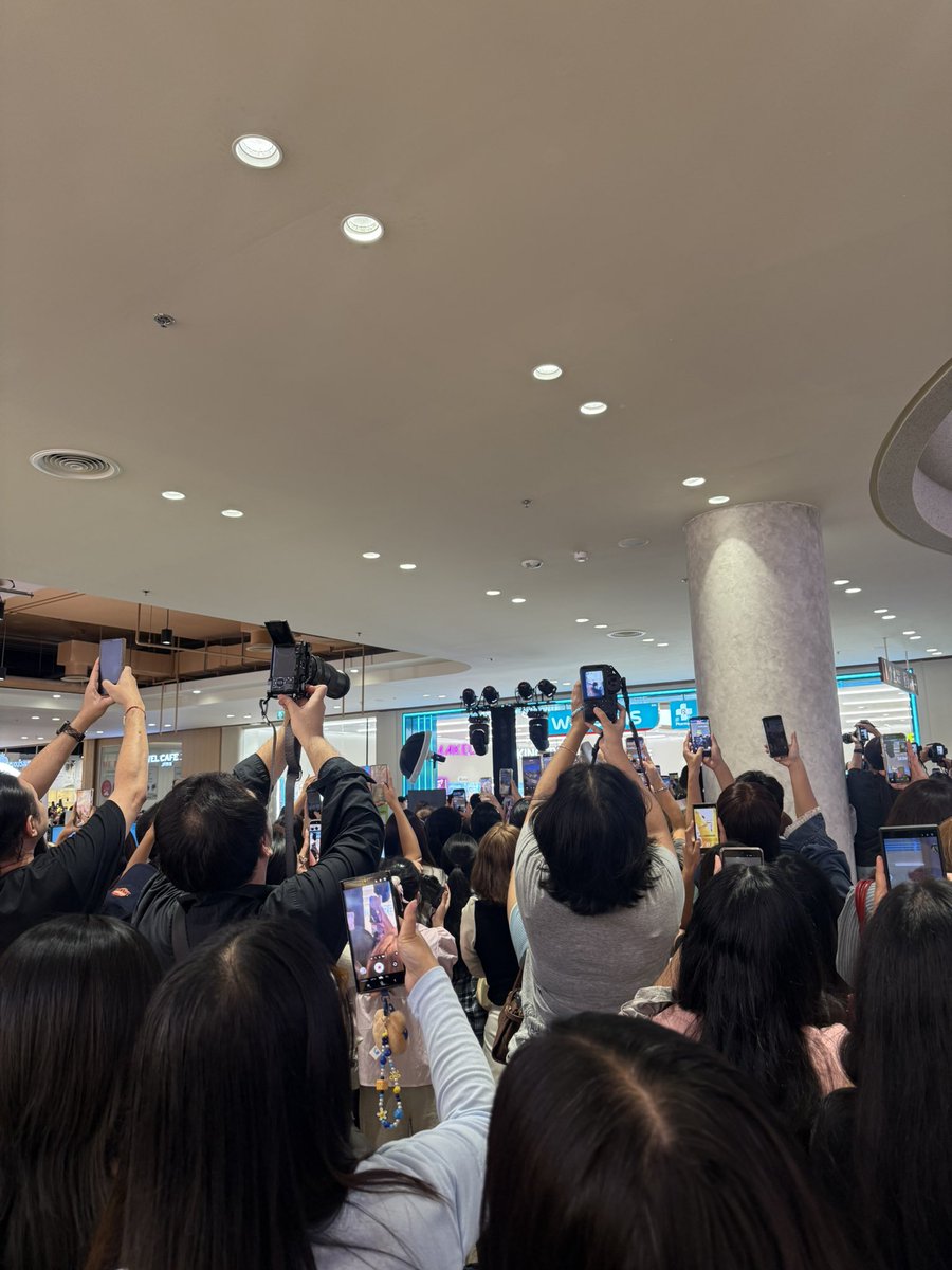 bibibabybook's tweet photo. งานวัตสันที่ผ่านมาป้าให้เลยละ😣 https://t.co/1b6vCabqBp