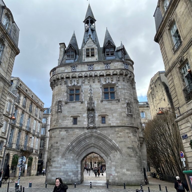sakeworldnft_en's tweet photo. [Sake Trends Abroad] France Edition The future of sake as seen through the "fusion" happening in Bordeaux

https://t.co/nyliJl82vg https://t.co/zNu0GPaSAP