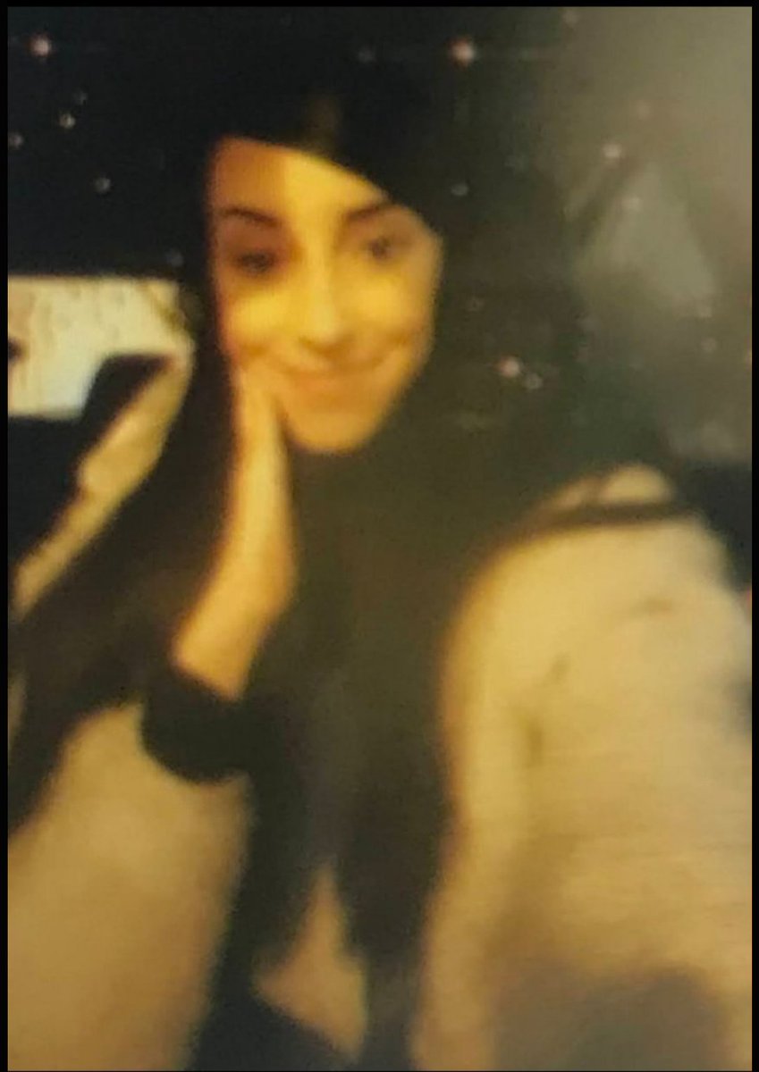 tonpirecau's tweet photo. @Clara37644173 @yasminelepenou @CiaraLoveOR2 @yasminelepenou de son vrai nom yasmina zannouti 40 ans la plus grosse harceleuse de #poupettekenza qui va bientôt se faire remonter par la @Gendarmerie ⌛😏 https://t.co/yi2aCGJMag