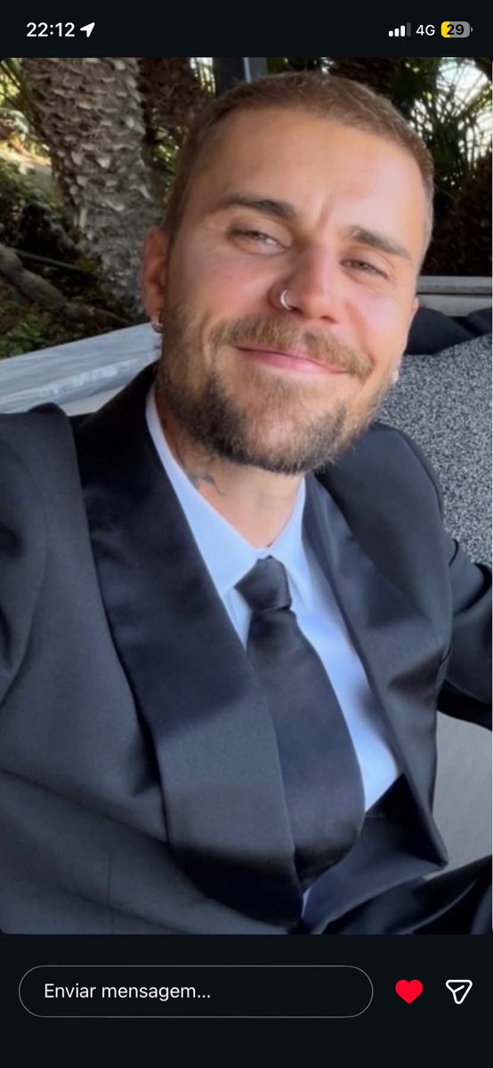 winterbiebear's tweet photo. Eu abro os stories e vejo essa fofura! Não estava preparada 🥰 https://t.co/9o3izxMUhP