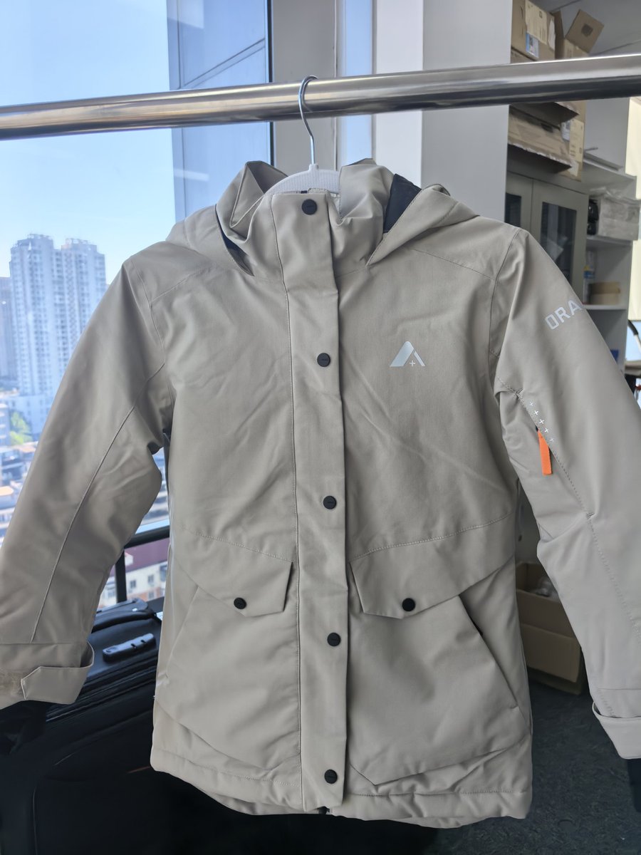 DSUN_2026's tweet photo. Experience Builds Quality.
With 45+ years of combined experience, we specialize in high-performance outdoor clothing manufacturing.
From design to production, quality is always our priority.
#fyp #skisuit #outdoorwear #b2b  #madeinchina  #fashionfactory #OEM #ODM  #B2B https://t.co/6Pp0roFViu