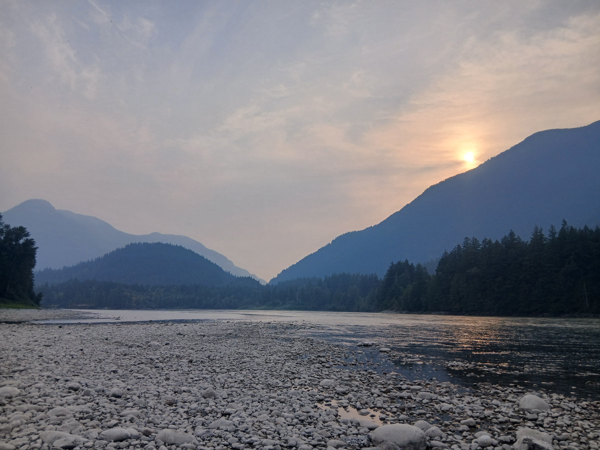 drjbucket's tweet photo. Need a break bad, so before I roll walls, I boogied down to the river for a toke. I take the best breaks Imo. https://t.co/g7ZEyT1ZL0