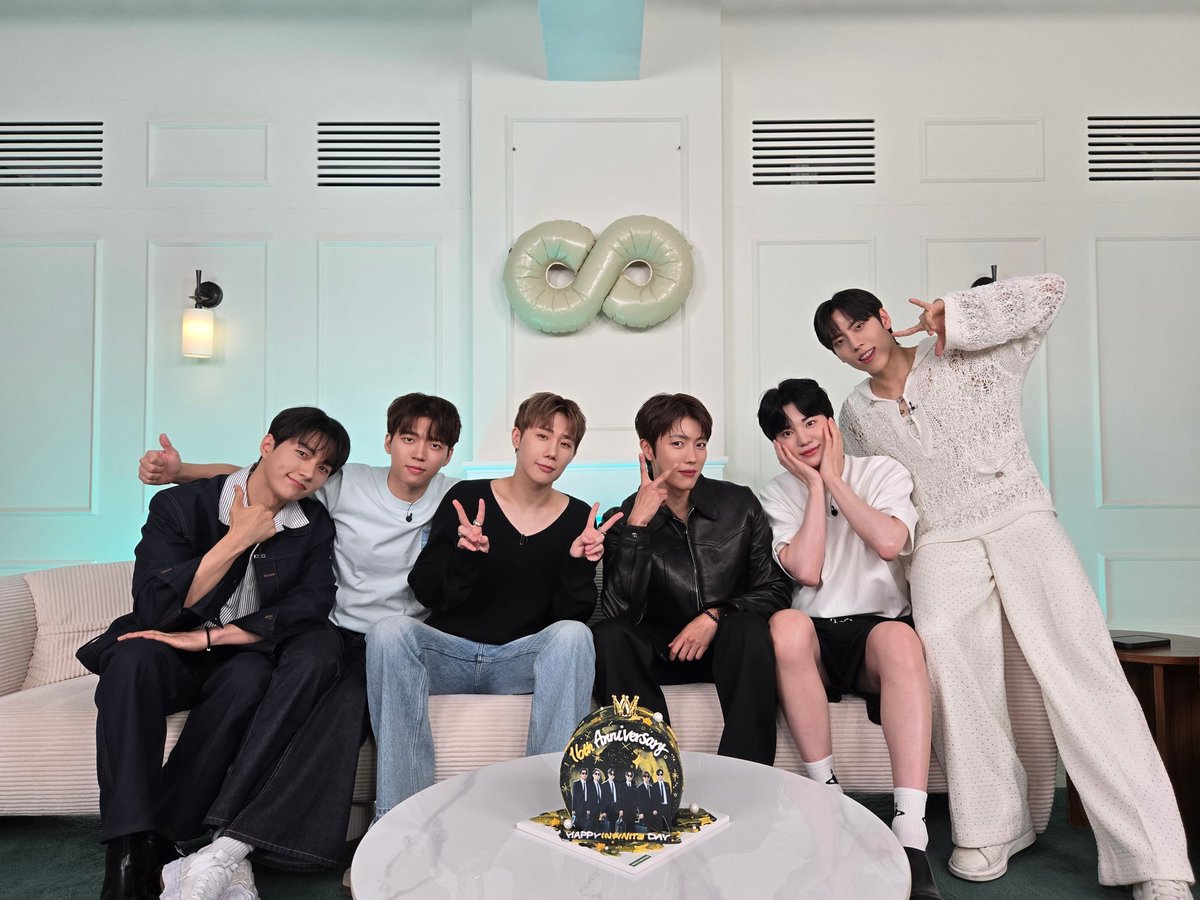 ppkmslluv's tweet photo. 555555555  Infinite เอนเกจ 1 ล้านในปี 2026  คงมีคนแอบคิดถึงเยอะอยู่สินะ

แต่ยังมีคนเข้าใจผิดว่า infinite เดบิวต์มา 15 ปี ความจริงคือ เดบิวต์ 9 มิถุนา 2010 ผ่านวันครบรอบ 16 ปีไปแล้ว ณ.ตอนนี้อายุวงย่างเข้าปีที่ 17 

เมมเบอร์ก็อายุเกิน 30 ไปกันเยอะแล้ว 555555 https://t.co/X1WaiRquBu