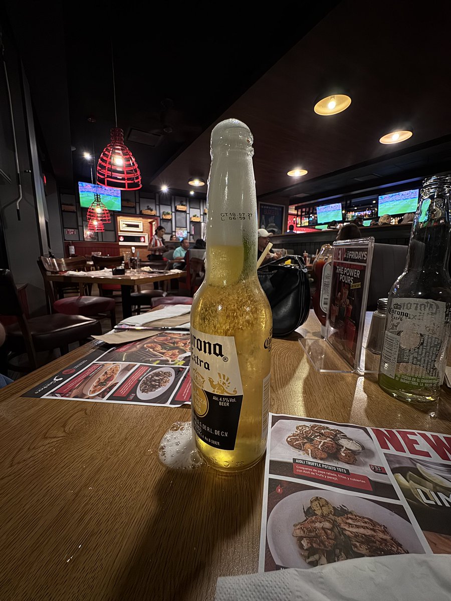 ferdleonx's tweet photo. Una para el susto @corona https://t.co/st2rF31ZUz
