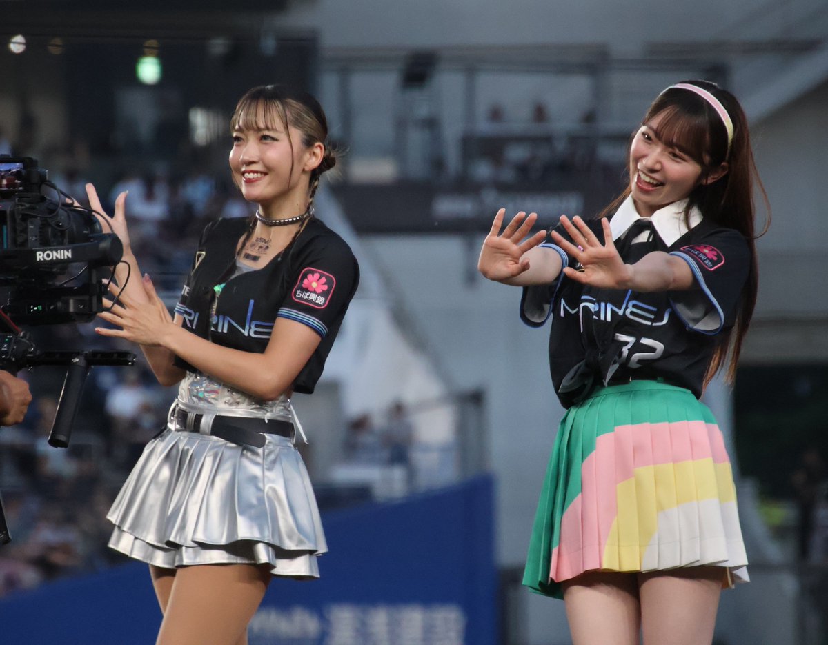 mayumi_yuri's tweet photo. AKB48のメンバーと一緒にヘビーローテーションをパフォーマンスする
M☆Splash!!NAHO🌷😊🏳️

#エムスプラッシュ #msplash #NAHO #菜穂 #BSW 
https://t.co/NCWGcsUn8t https://t.co/OUSetxyouQ