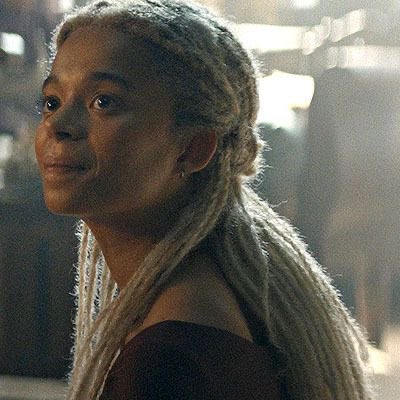 vampnyra's tweet photo. nothing happened i just wanted to appreciate the non binary actors of house of the dragon <3 https://t.co/fanbFo7MOg