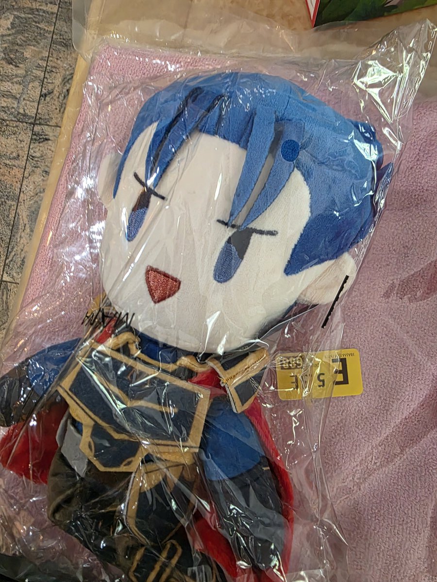 Denbot58's tweet photo. @Elpis0fh0pe He made it home! Thank you so much! https://t.co/2pJLrglF4x