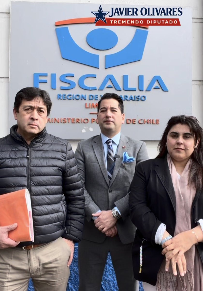 JavierOlivares's tweet photo. 🚨 GRAVÍSIMO EN OLMUÉ

Venimos saliendo de la Fiscalía de Limache, donde pusimos en conocimiento del Ministerio Público una serie de antecedentes que habla de más de $131 MILLONES y eventuales delitos de cohecho, fraude al Fisco, negociación incompatible y malversación de caudales públicos dentro del Municipio de Olmue. 

La denuncia involucraria al alcalde de Olmué y a otros funcionarios municipales. Ahora le corresponde a la justicia investigar.

Que se investigue TODO, hasta el final.