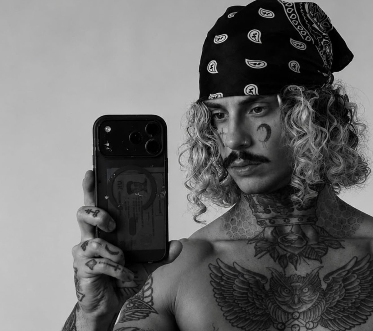 noctyvamp's tweet photo. ⠀⠀⠀⠀ᅟ ᅟᅟ ᅟ
ᅟ ᅟ
ᅟ      
ᅟᅟᅟ ᅟ
ᅟ       David Alessandro Vescari
           Born in 20'𝚜| 1.90 cm | 🇩🇪🇰🇷
           FBI Agent
           Bɪ | Vers 
        ᅟooc+18 
 ᅟᅟ⠀ ᅟᅟ⠀↺ + ♡ = plot
   
ᅟ ᅟ
ᅟᅟ⠀⠀⠀
    ⠀ https://t.co/KMjVN2a7BY