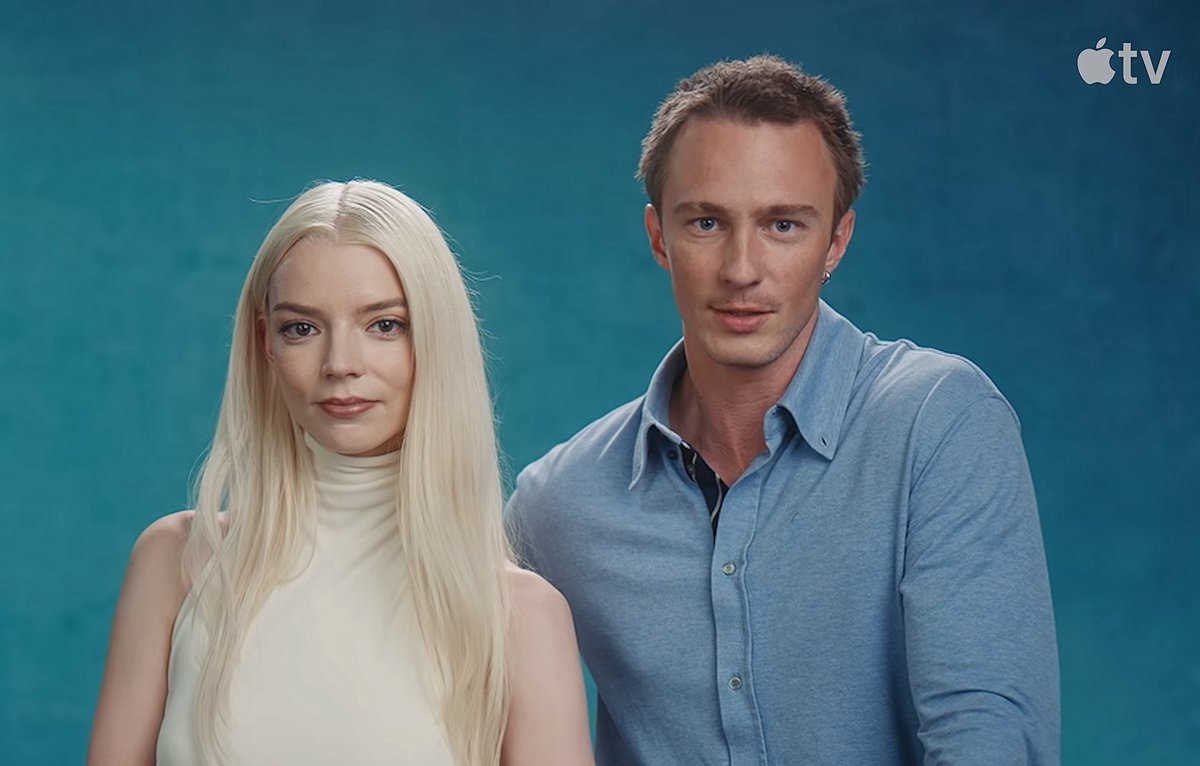 nannarkin's tweet photo. Can't get enough of them 💕
#AnyaTaylorJoy #DrewStarkey https://t.co/GXMFDmy7hW