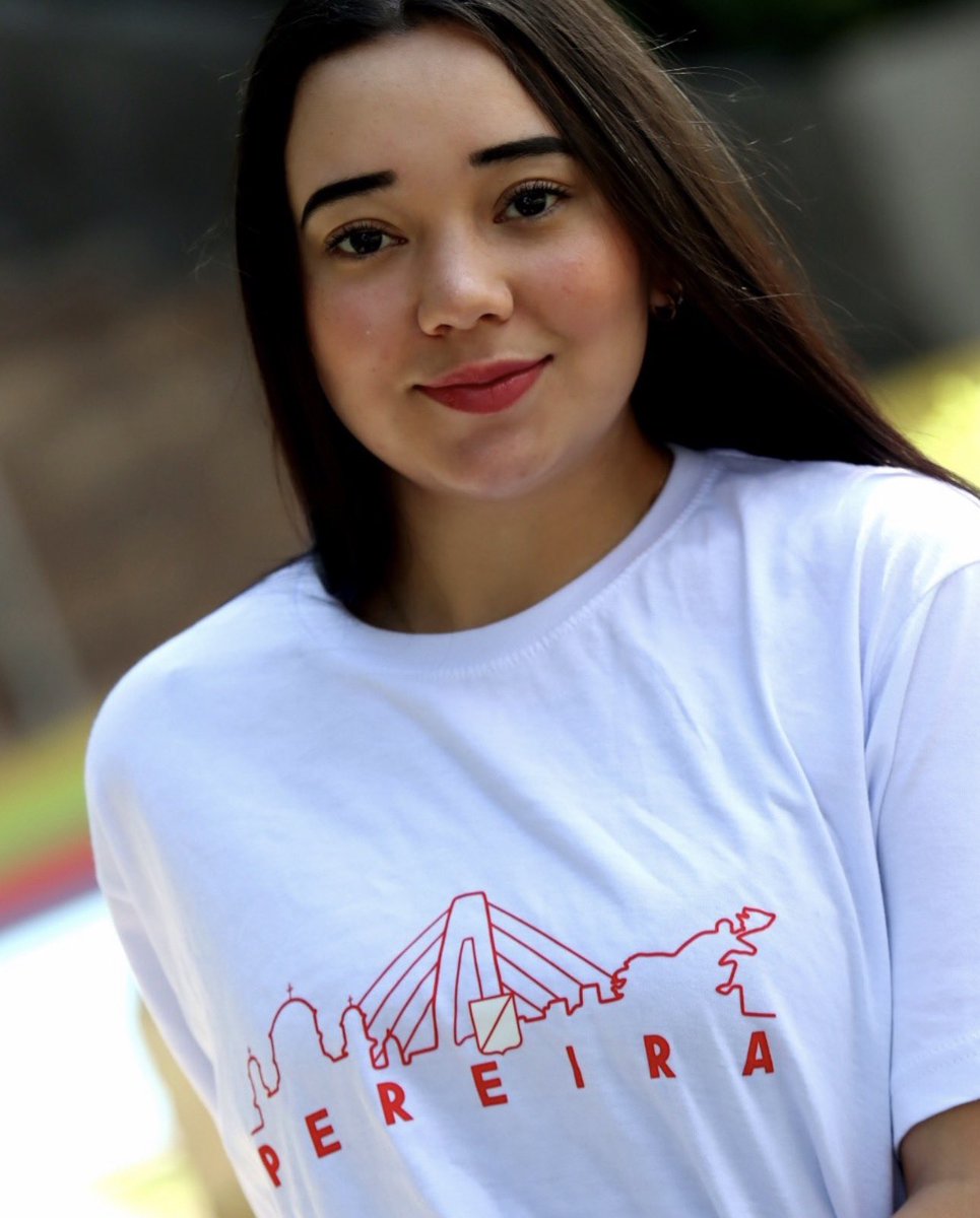 Yoconotronombre's tweet photo. Entre tantas ayudas, he minimizado que yo también sufrí un impacto económico. Tenía mucha esperanza en vender mis camisetas para estas fiestas. Por ahora el taller donde las hacemos está inaccesible. Yo Amo Pereira. https://t.co/tTSTRLVa1C