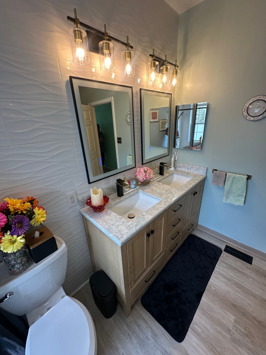 Premiumtilede's tweet photo. Here's some remodels that went from outdated.. to outstanding!! 

Ready to transform your space? Book your free estimate with us today!

Click here now! -> https://t.co/sEsWw06sQo

📧 PremiumTileDE@gmail.com

📞 (302) 330-2691

#Bathroom #Flooring #Shower #Kitchen #Deck https://t.co/MsUTAQzSnh