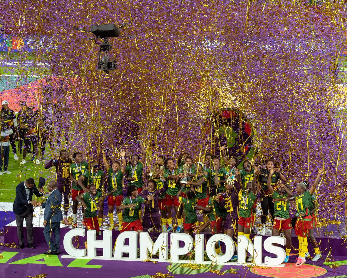 DavidPagou_'s tweet photo. Bravo aux Lionnes Indomptables pour ce sacre historique à la CAN 2026 ! Un immense merci au coach et à tout le staff technique pour le travail accompli. Vous avez rendu le Cameroun fier ! 🇨🇲🦁 #LionnesIndomptables #CAN2026 #Cameroun #fecafoot https://t.co/LVTkTpqnkS