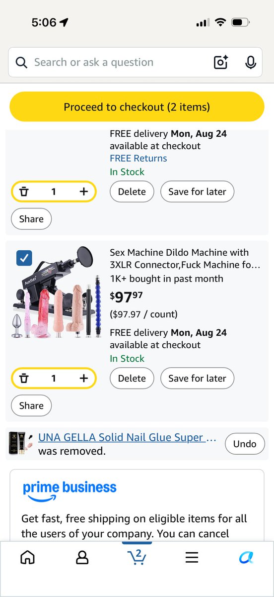 gapemeplease's tweet photo. Someone buy it for me for the lives 😩 https://t.co/JSt7kI0fjq