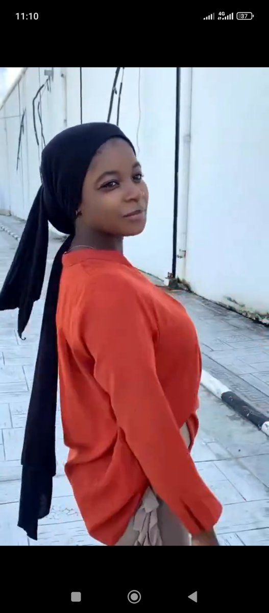X_Sponoton's tweet photo. I promise you,I want to become her tutor aswaer 🤌
Help me with her handle abeg. https://t.co/dF99ZnL9Dr