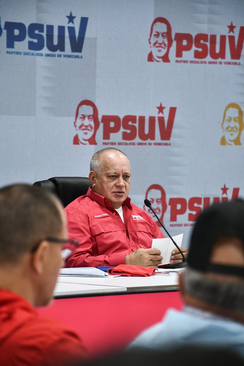 PartidoPSUV's tweet photo. Como parte de la campaña «Cuida la energía, enciende la vida», el Partido Socialista Unido de Venezuela (PSUV) ha visitado más de 335 mil hogares y ha desarrollado 4 mil 500 asambleas en todo el territorio nacional, una iniciativa enfocada en dar la cara, acompañar a las comunidades e involucrar directamente a las familias en el uso consciente del servicio eléctrico.

Lea nuestra nota completa: https://t.co/3JlJSdGRGP
