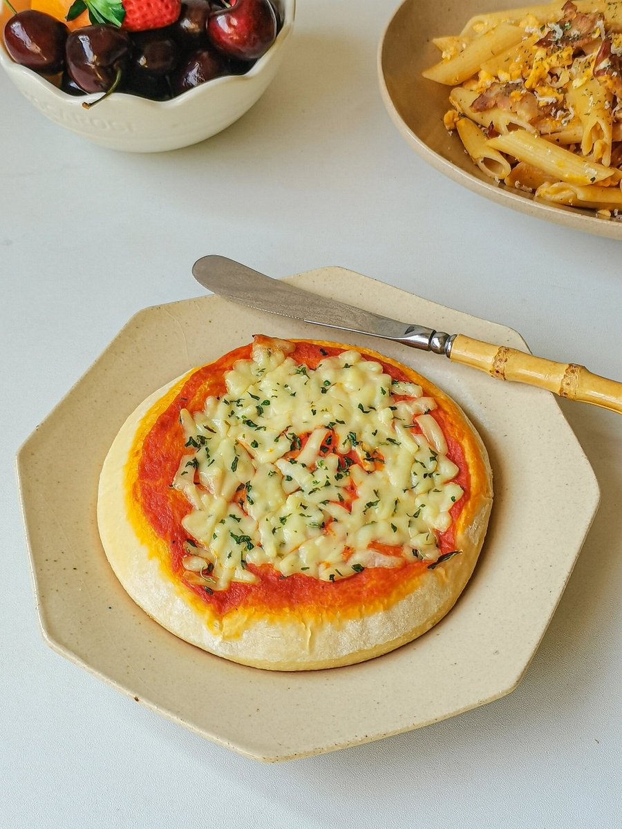 SaharJV's tweet photo. Just whipped up a creamy garlic parmesan pasta in 15 mins—cozy, quick, and zero fancy ingredients! Perfect weeknight win https://t.co/cmTEfmWYc3