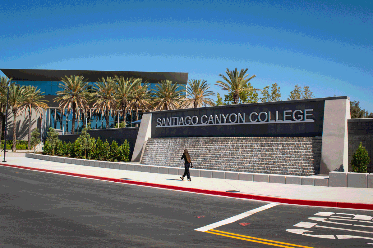 SantiagoCanyon's tweet photo. Welcome to Day One of the Fall 2026 semester! https://t.co/o9JgKqSQil