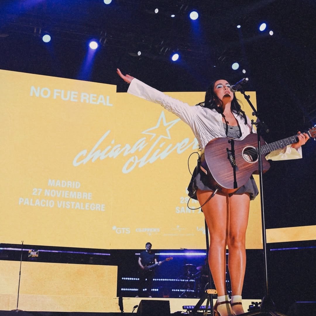 chiaraofmx's tweet photo. 📲 | Post de IG: @ailoviutl 

Los amigos de "AILOVIUT México" que tiene más de 57,000 seguidores escribieron acerca de @chiaraoliver y su próximo concierto en el CDMX 

"✨ CHIARA OLIVER LLEGA A CDMX CON SU TOUR “NO FUE REAL” ✨

La artista española Chiara Oliver llegará a la Ciudad de México como parte de su esperado “No Fue Real Tour”..."

Post Completo Aquí:
https://t.co/GJrtZVhzSO