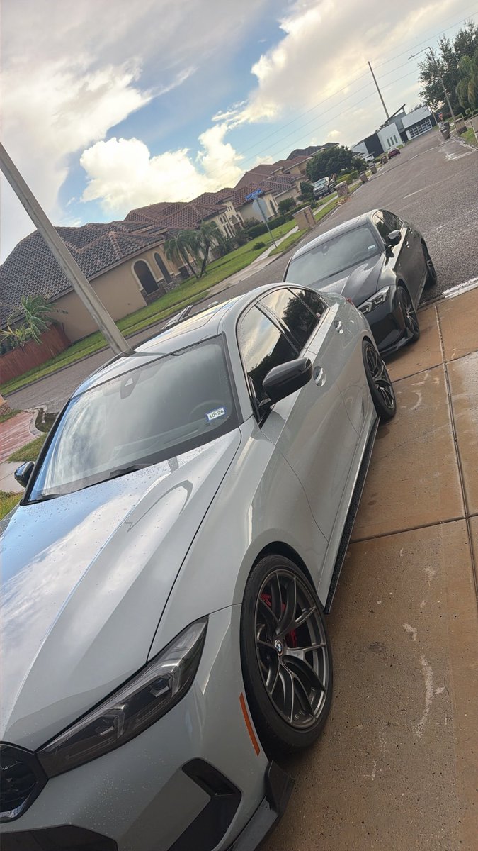 AndyHer89846730's tweet photo. base:0xb2000000000000000000004c27f6523082f41d01 bought me a car https://t.co/JbCL0Q949g