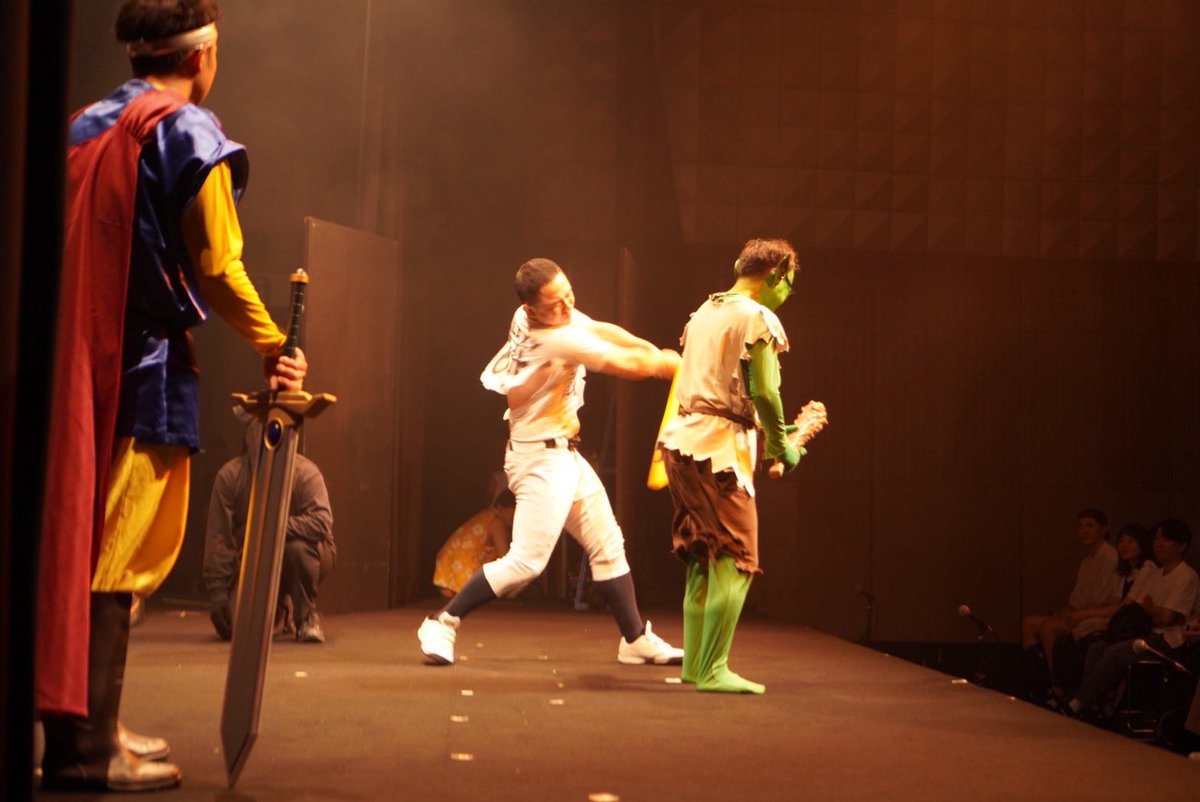 ikezaki_YEAH's tweet photo. 今年の単独ギャラクシーは、
10月14日、10月15日の二日間！！！
4公演になります！！！
チケット販売などの解禁は9月頭を、予定しております！
何卒よろしくお願いします。

↓昨年のギャラクシー https://t.co/BmTYyROHcM