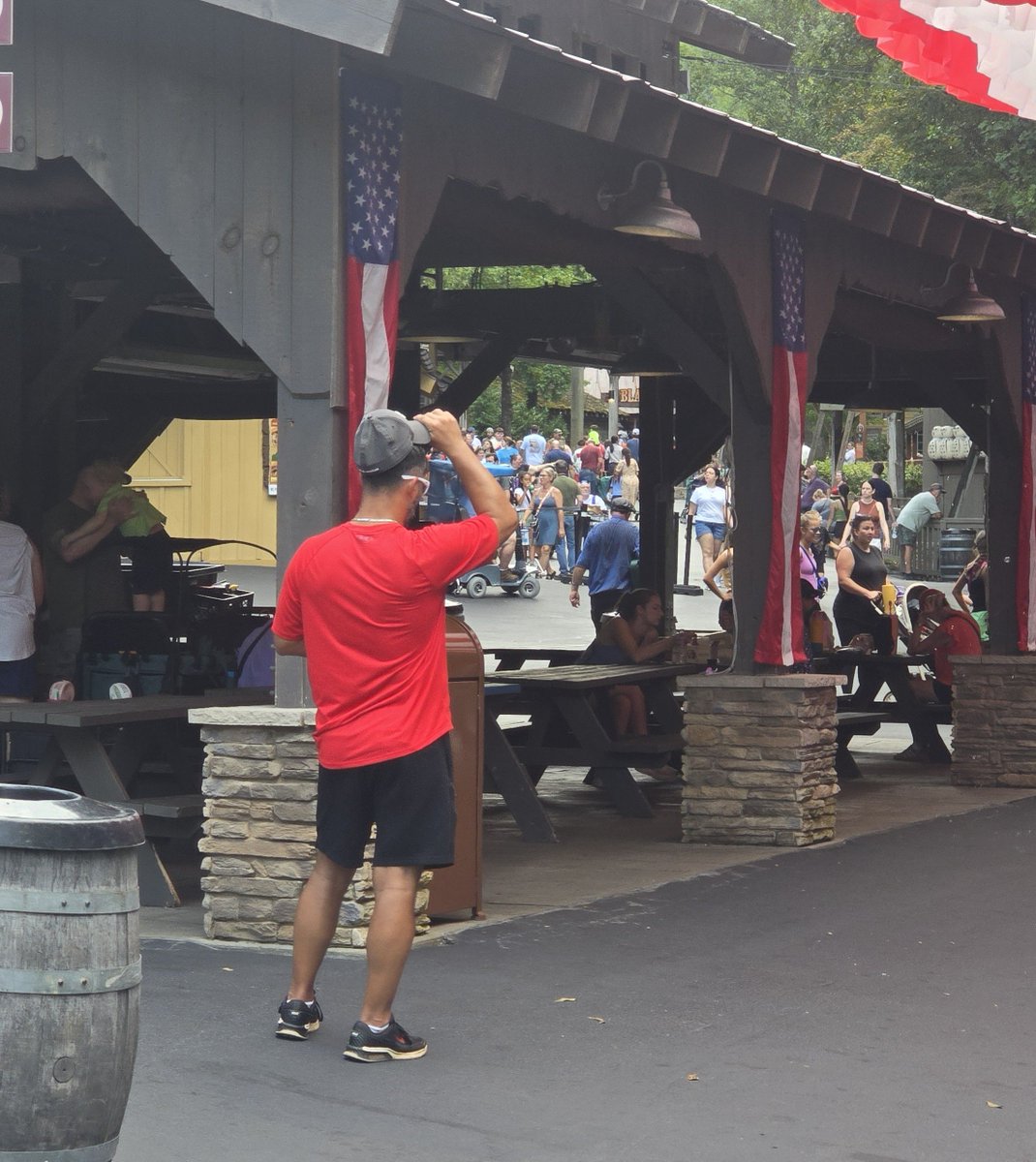 taking__notes__'s tweet photo. @3YearLetterman Coach was at Dollywood yesterday looking for new players that weren't carrying a green refill cup. https://t.co/GQoXTkW1Gy