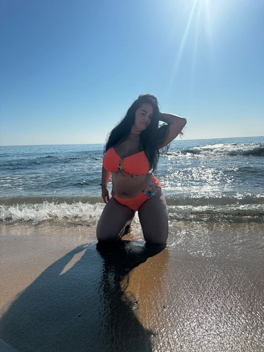 VickyBlazeX's tweet photo. No grand entrance. Just this. 📸

@models4_models @stripchat
#PhotoMood #OnlineModel #Discover https://t.co/qxMHQrmOZV