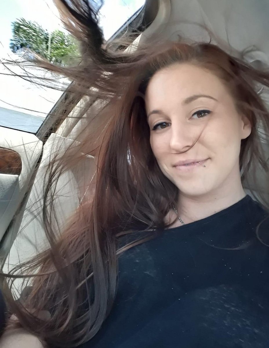 KaringsSharing's tweet photo. Anonymous submission 🚨 
Hannah-27 
#exposed https://t.co/D2pPUWXgwU