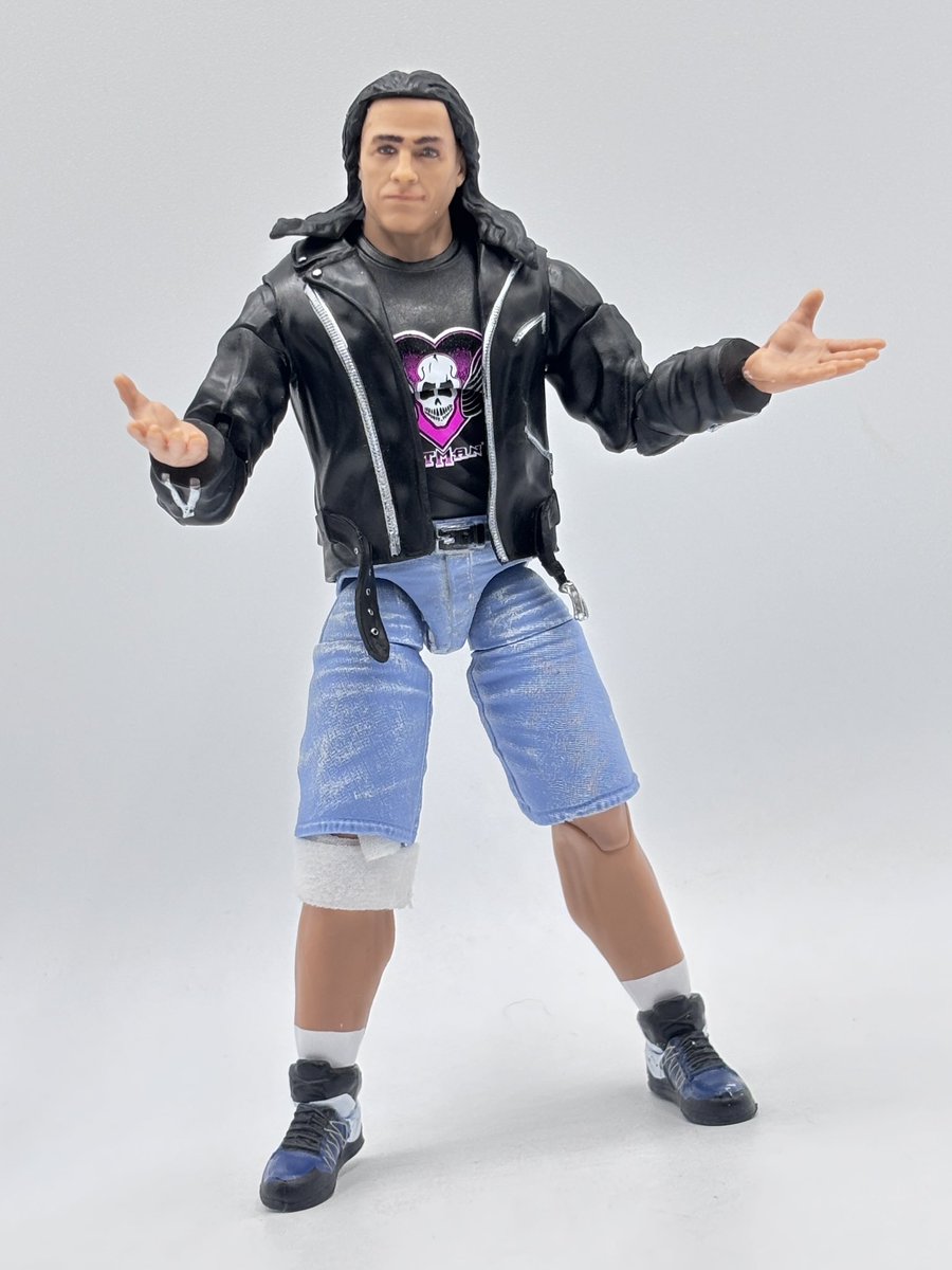 sirpaul64's tweet photo. Bret Hart Monday Night Wars Series 12 Unboxing & Review! https://t.co/dxe5yYZnRV #hartfoundation @mattel #wwe #toys #brethart #actionfigures https://t.co/YGrqUm7M8f