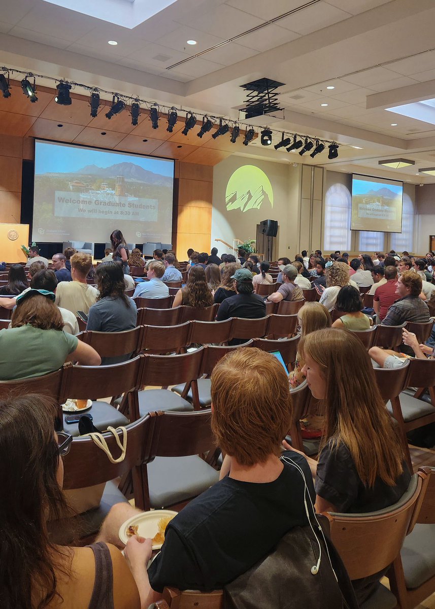 GradBuffs's tweet photo. Welcome, new graduate students! We're so glad you're here! 🦬💛 https://t.co/smuYiUSBm5