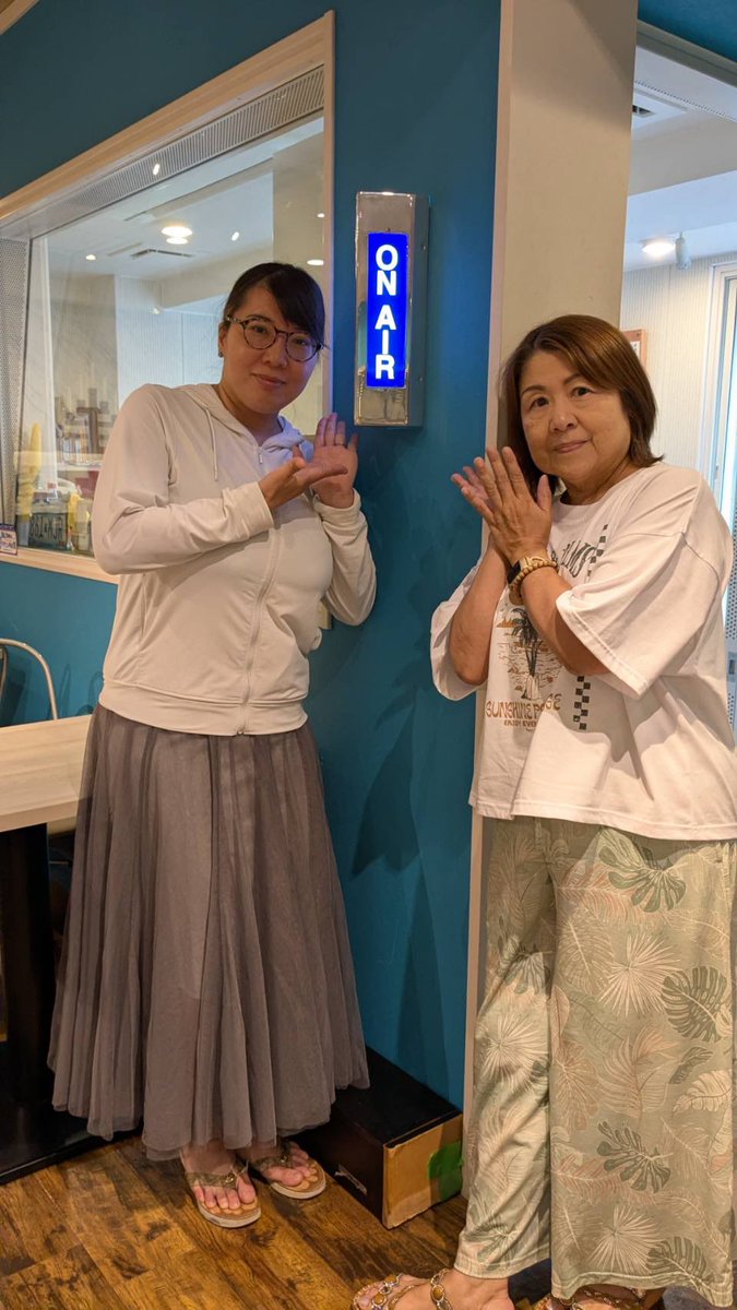 bcpmspa's tweet photo. 📻 マリンFM「レディー・ゴー！」8/18放送のお知らせ

後半では、7月1日から募集が始まった
第7回「乳がん検診へ行こう」絵画コンクール をご紹介します。

今年は作品づくりのヒントとして、最新の乳がん情報もお届け。
最新統計では、乳がんの罹患率が
「9人に1人」→「8人に1人」 に変化しました。

さらに、2026年版乳がん診療ガイドラインでは
「乳がん発症リスクを減らすサプリメントは現状ない」
と明確に示されました。

子どもたちの作品が、家族の健康を守るきっかけになるよう、
正しい情報をやさしくお伝えします。

📅 放送日：8/18（火)10:36ごろ〜
ぜひお聴きください。